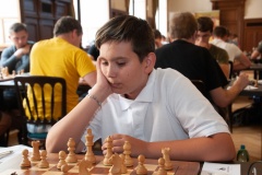 24-Hraci-48